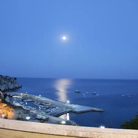 Apartament Casa Vacanza Marisa Castro (Lecce)